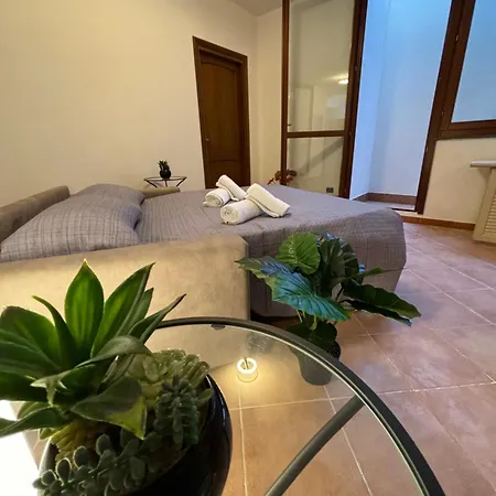 Apartment Pm 120 Str. Vicinale Salondra