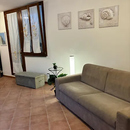 Apartment Pm 120 Str. Vicinale Salondra