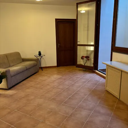 Διαμέρισμα Pm 120 Str. Vicinale Salondra