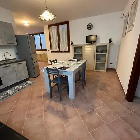 Apartment Pm 120 Str. Vicinale Salondra *