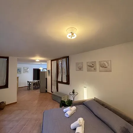 Pm 120 Str. Vicinale Salondra Valverde (Sardinia)